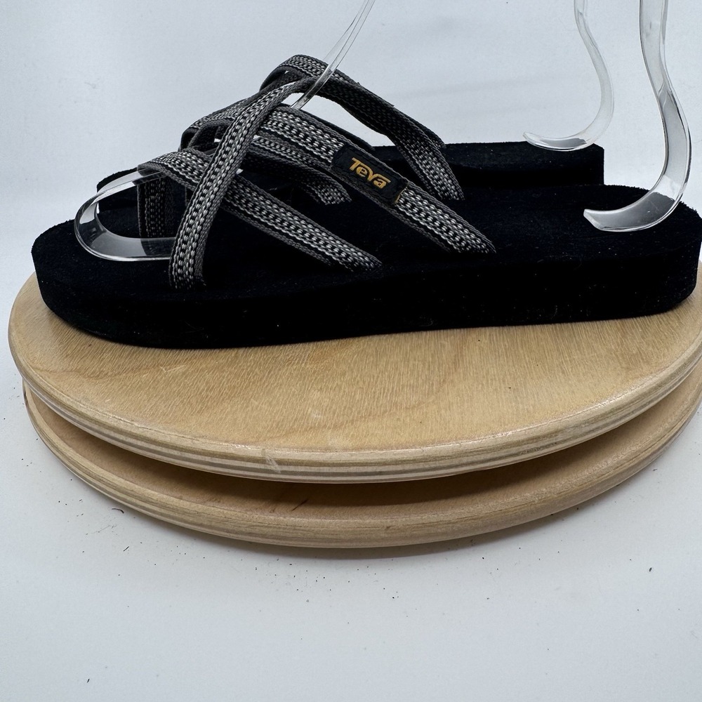 Teva Olowahu Sandals Womens 6 Black Comfort Thong Flip Flop Shoes beach summer